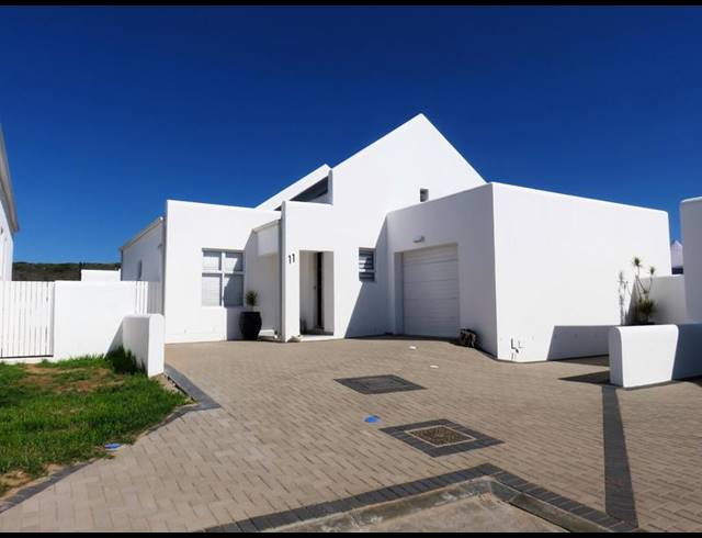 3 BEDROOM HOUSE FOR SALE IN LAGUNA